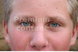 Eye Man White Casual Average