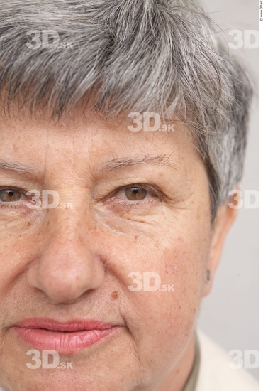 Face Woman White Average