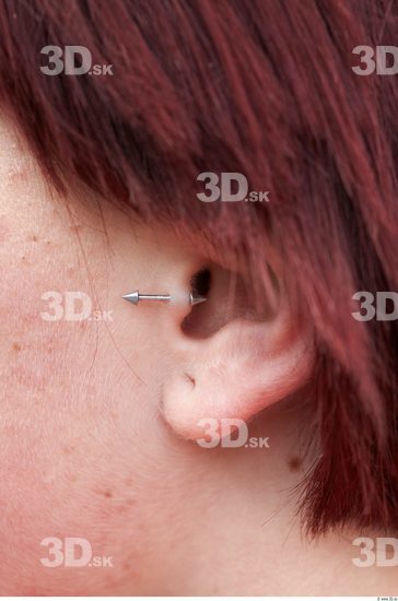 Ear Woman White Piercing Average