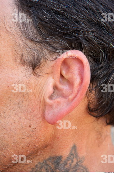 Ear Head Man Casual Average Street photo references