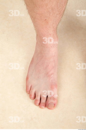 Foot Whole Body Man Casual Average Studio photo references