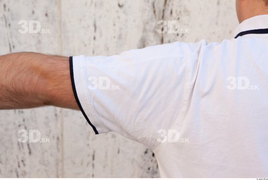 Arm Man White Casual T shirt Average