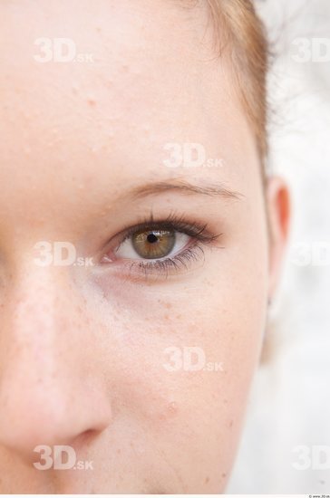 Eye Woman Average Street photo references
