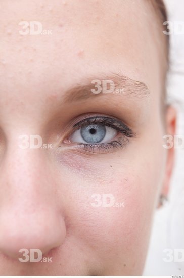 Eye Woman White Average