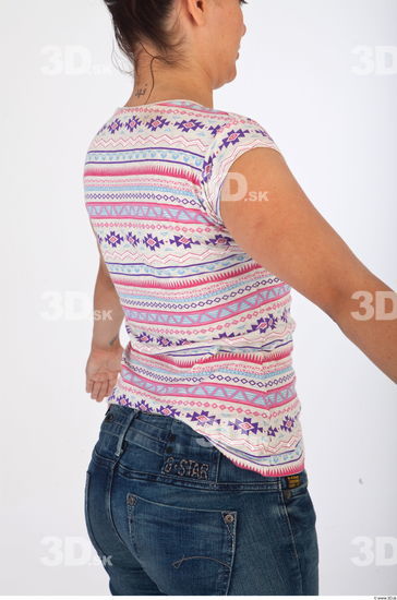 Upper body jeans tshirt of Kendra