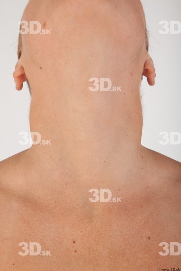 Neck rreference of nude Norma