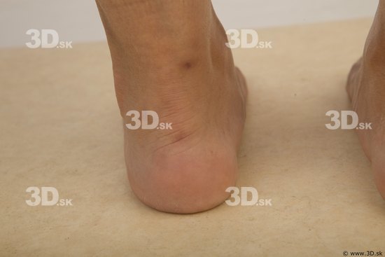Foot of nude Gwendolyn