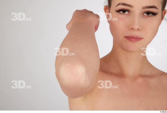 Olivia Sparkle elbow nude  jpg