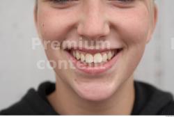 Teeth Woman White Casual Average